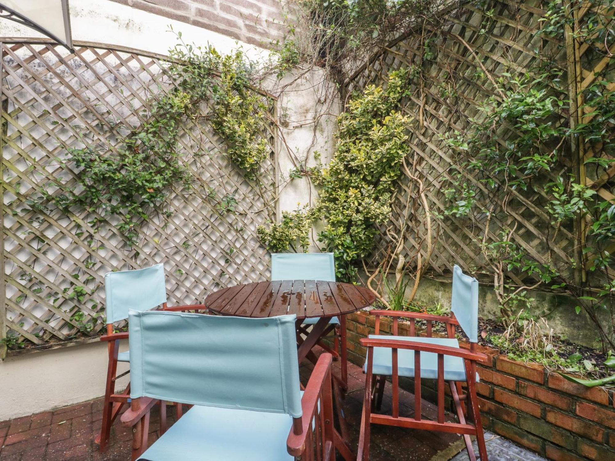 4 Priest Row Villa Wells Luaran gambar